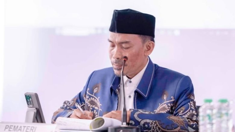 GERAKAN DAKWAH; MEMBANGUN KOMITMEN BERJAMAAH DAN MEWASPADAI FANATISME KOMUNITAS
